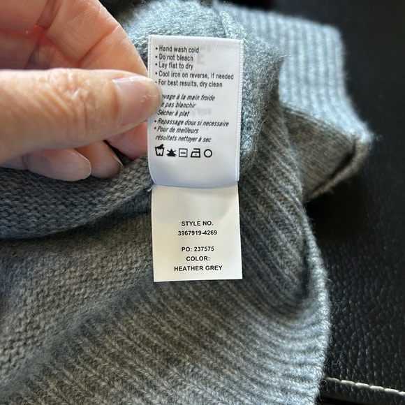 PAIGE Raundi Open Shoulder Sweater Long Sleeve Heather Grey Relaxed Fit Wool XS - Picture 12 of 15